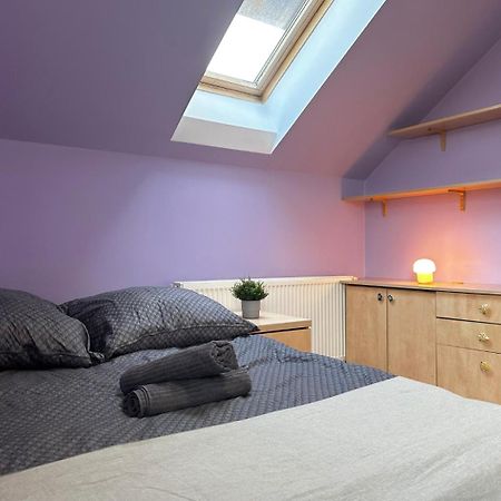 Purple Room - Charming Place, 15 Minutes To Gdansk Old Town & 5 Minutes To Seaside Екстер'єр фото