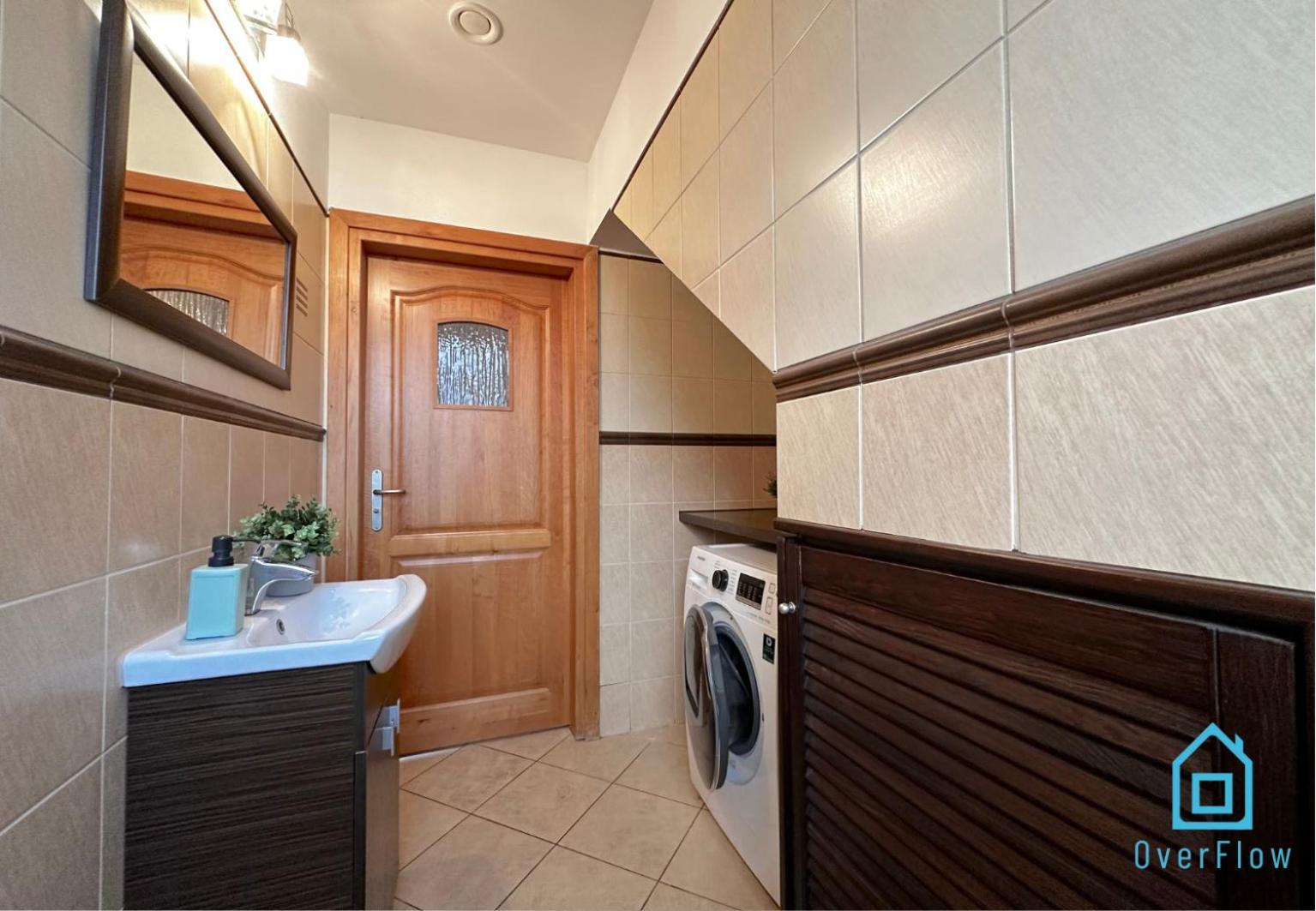 Purple Room - Charming Place, 15 Minutes To Gdansk Old Town & 5 Minutes To Seaside Екстер'єр фото